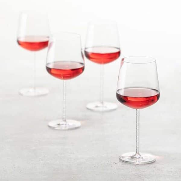 Découvrez notre avis sur les verres Zwiesel Glas Journey 590 ml : un mélange parfait d'élégance et de modernité pour sublimer vos boissons. Idéal pour les amateurs de verre haut de gamme.