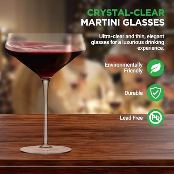 Découvrez notre sélection de verres à martini en cristal haut de gamme. Avis détaillés, caractéristiques et conseils pour choisir les plus beaux verres pour vos cocktails. 