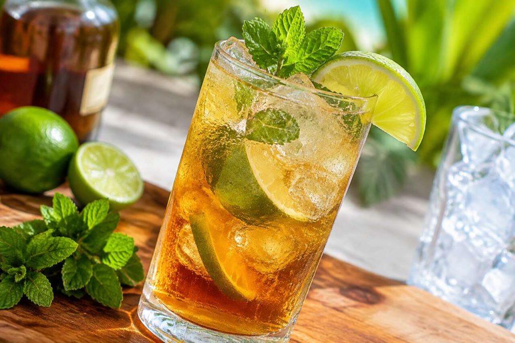 Recette du cocktail rhum épicé et Sprite