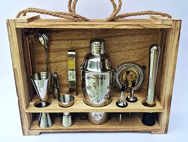 Découvrez notre avis complet sur le kit à cocktails Apolliner. Apprenez les techniques de shaker professionnel et transformez vos soirées en expérience de mixologie haut de gamme.